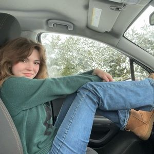 Meet your Posher, Daisy